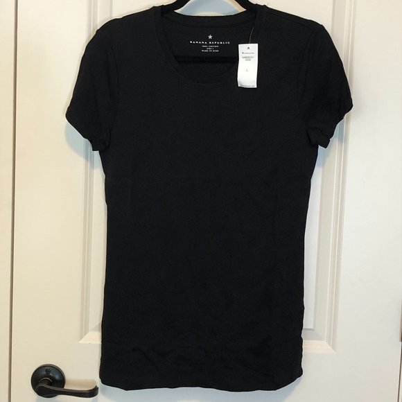 Banana Republic Other - Banana Republic Black Crew Neck Tee - Size L